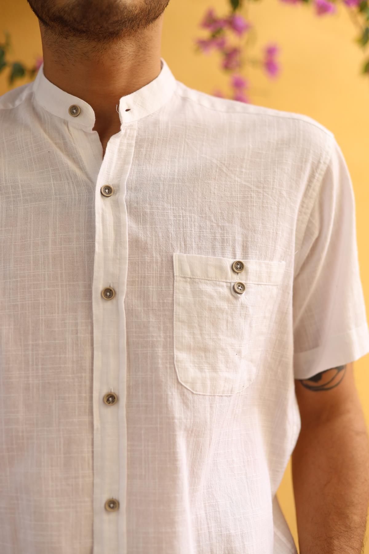White Mandarin Collar Pocket Detailed Short Sleeve Men's Shirt