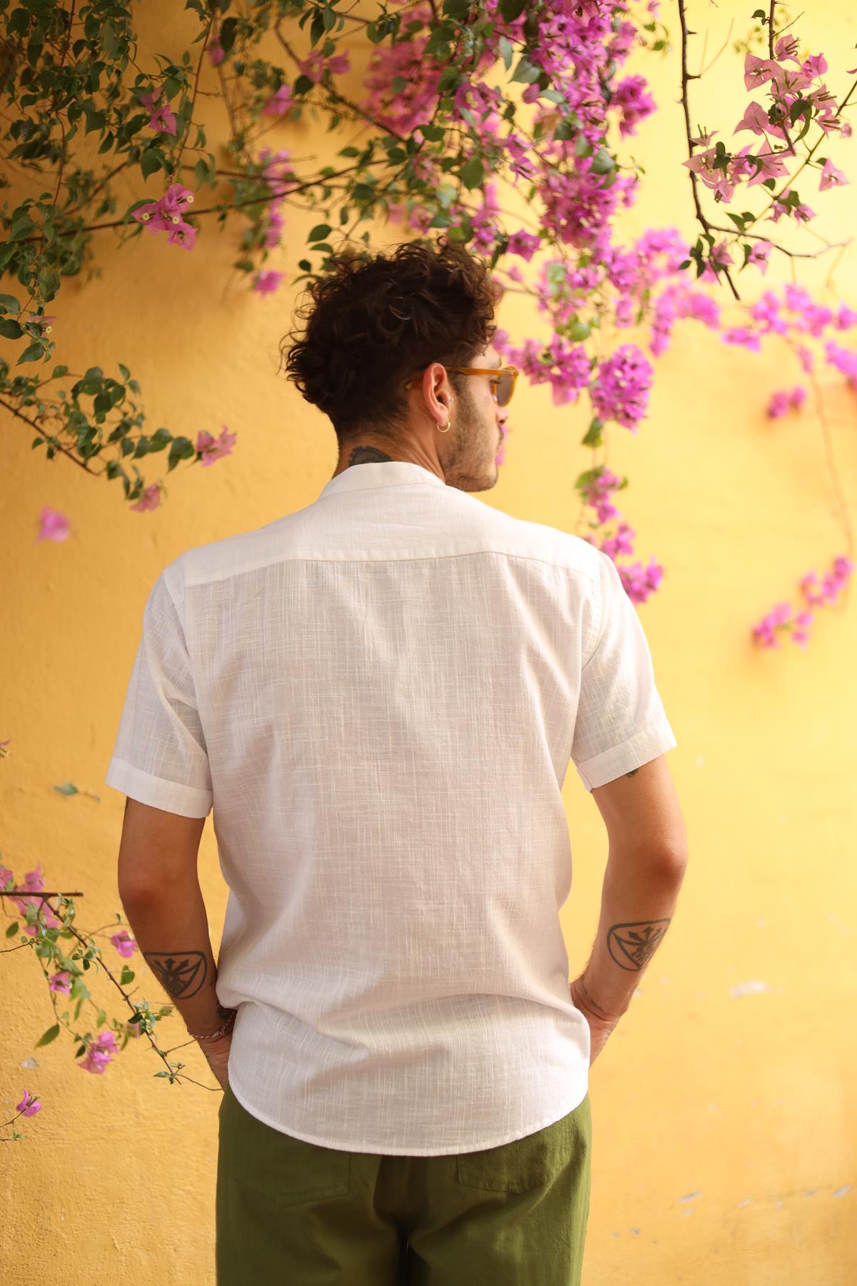 White Mandarin Collar Pocket Detailed Short Sleeve Men's Shirt