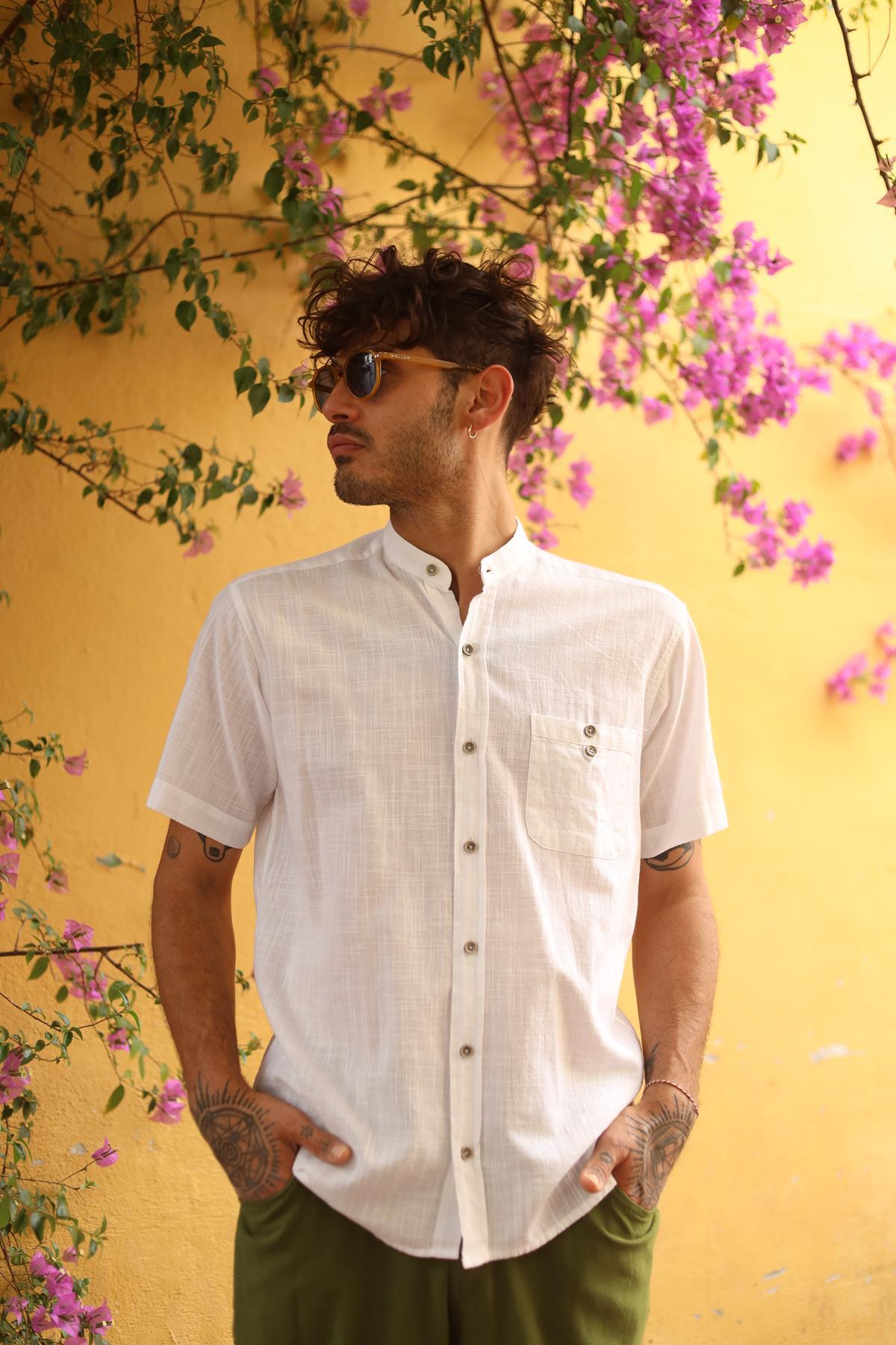 White Mandarin Collar Pocket Detailed Short Sleeve Men's Shirt