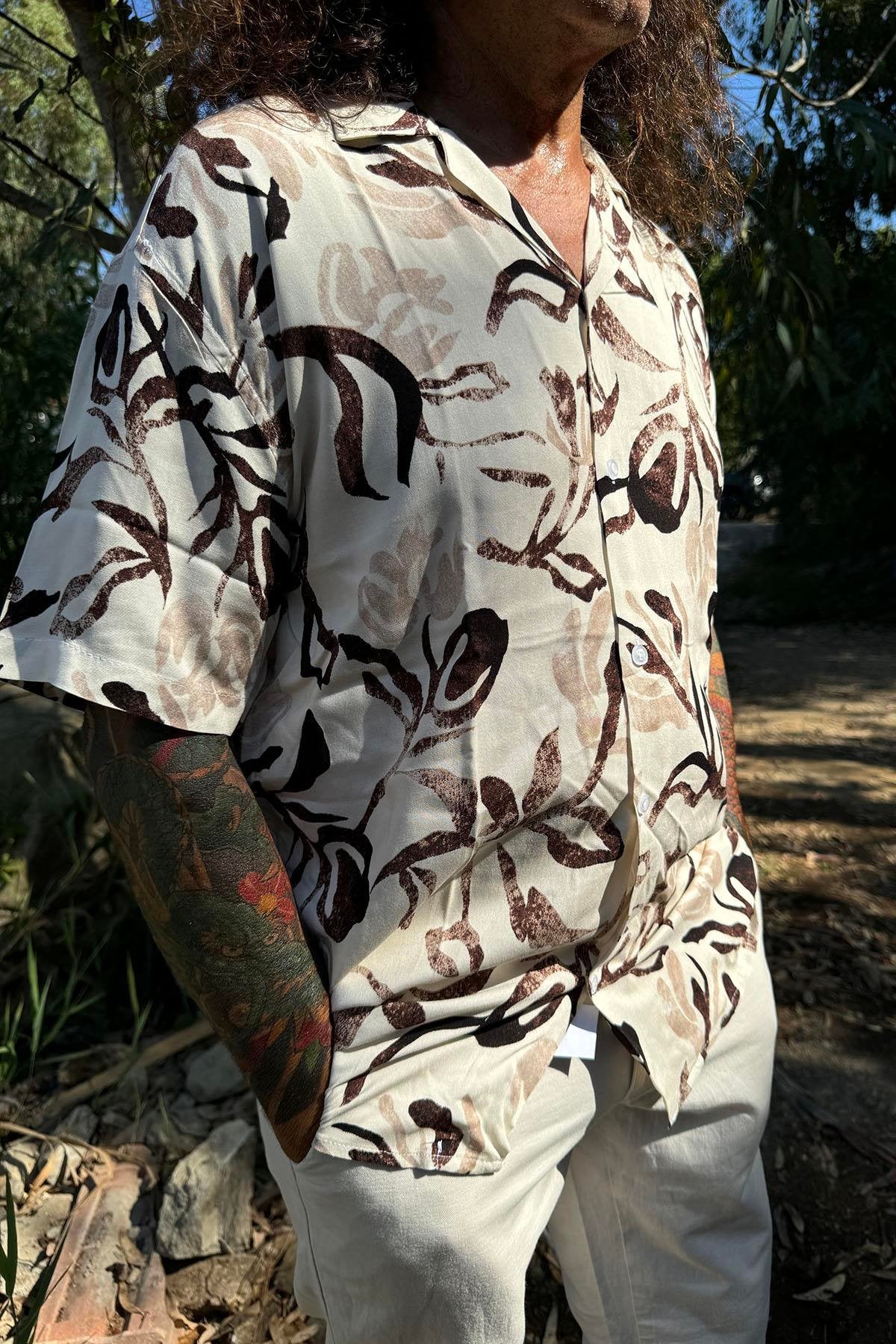 Men's Short-Sleeved Shirt with Off-White Pattern