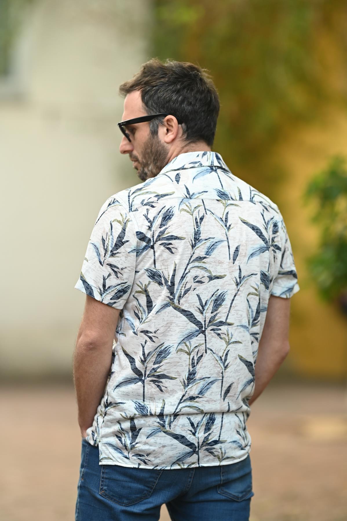 White Leaf Patterned Men's Shirt