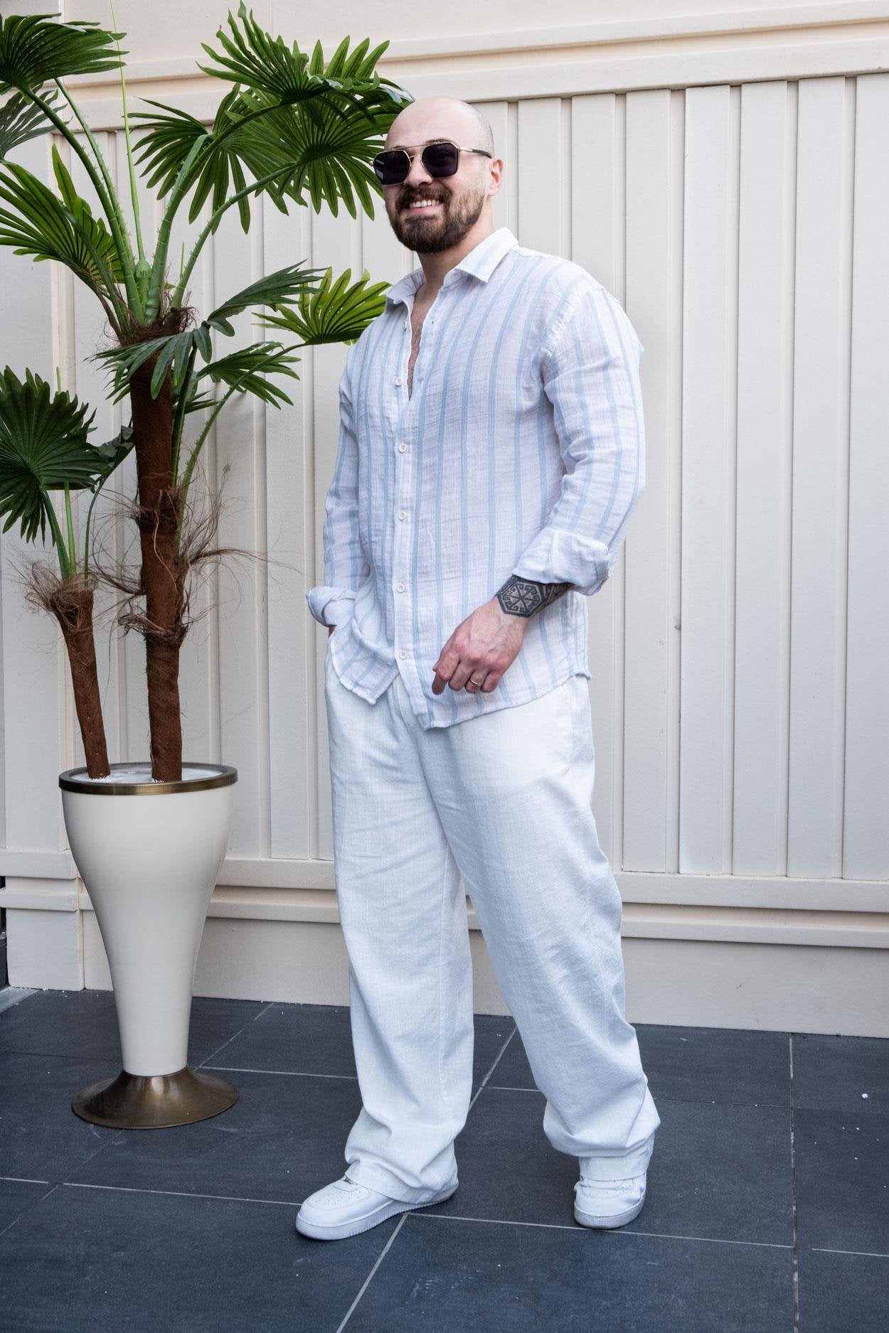 Trendy Linen Shirt with Subtle Striped Detail and Comfort Fit