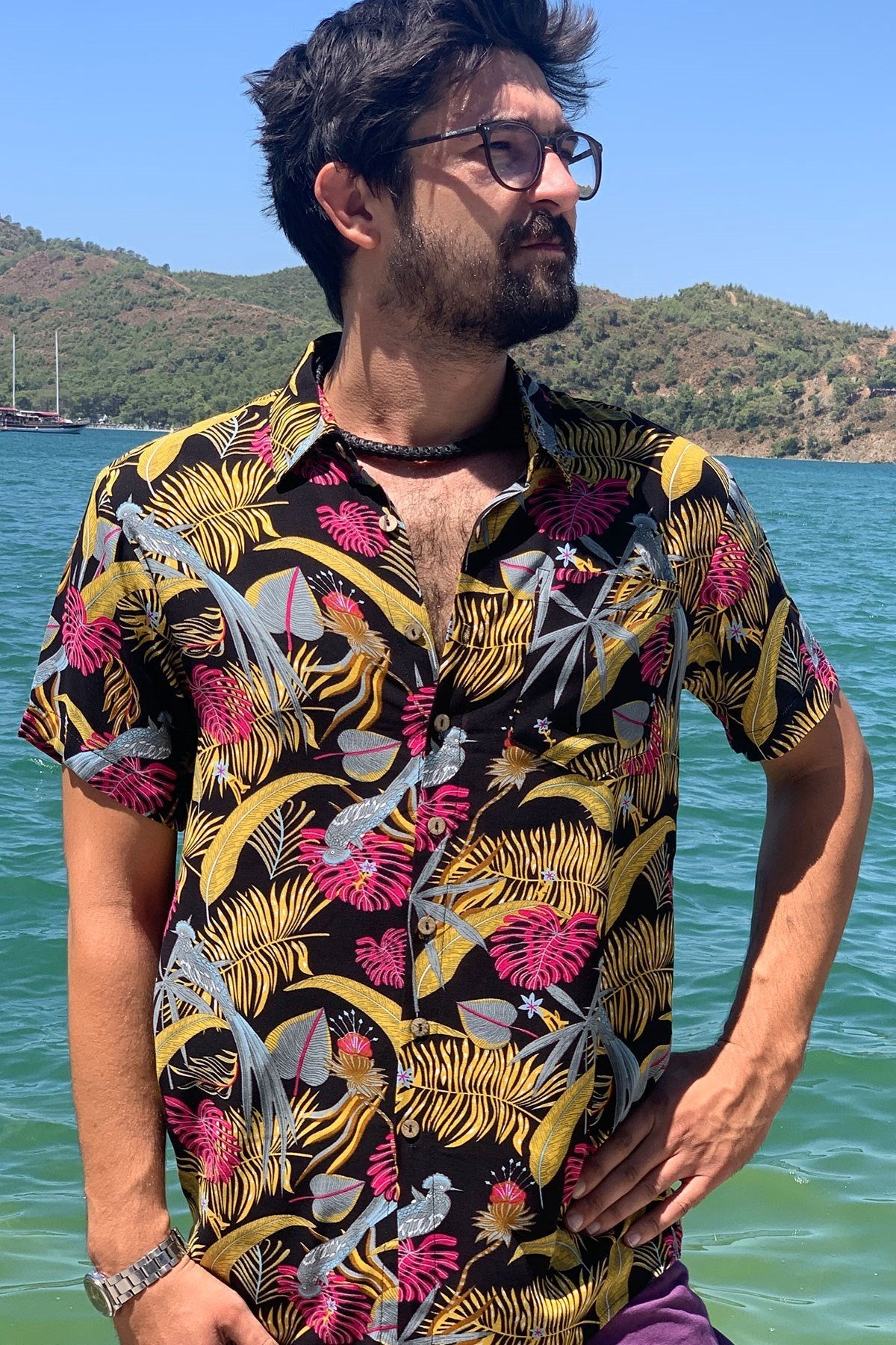 Black Tropical Pattern Short-Sleeved Shirt