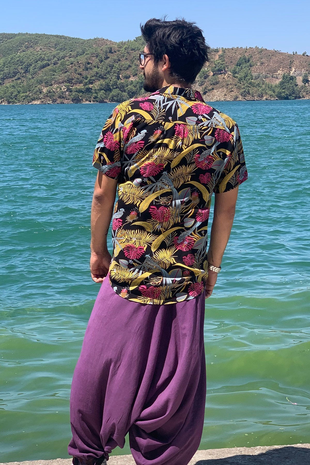 Black Tropical Pattern Short-Sleeved Shirt