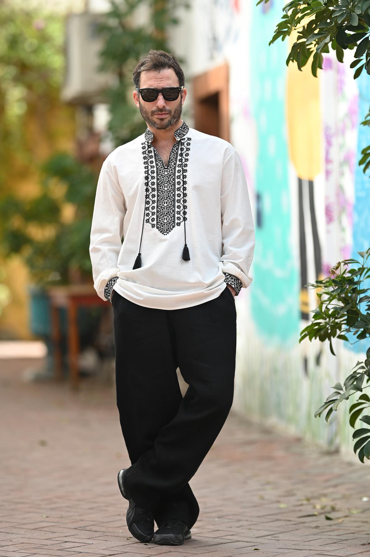 Authentic Men's Shirt with Ecru Collar and Embroidered Cuffs