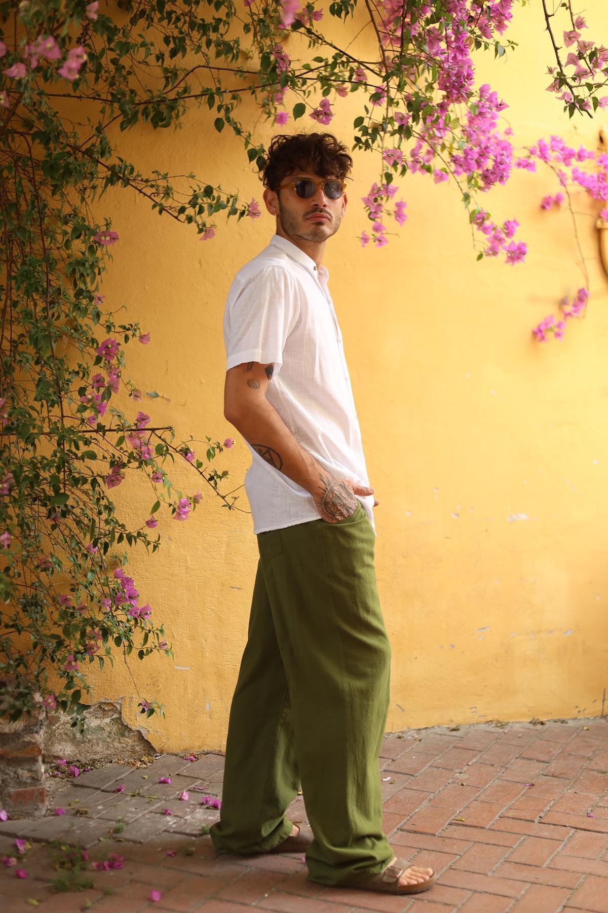 White Mandarin Collar Pocket Detailed Short Sleeve Men's Shirt