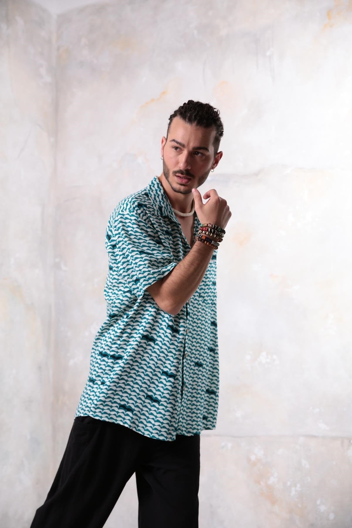 Men's Short-Sleeved Shirt with Mustache Pattern