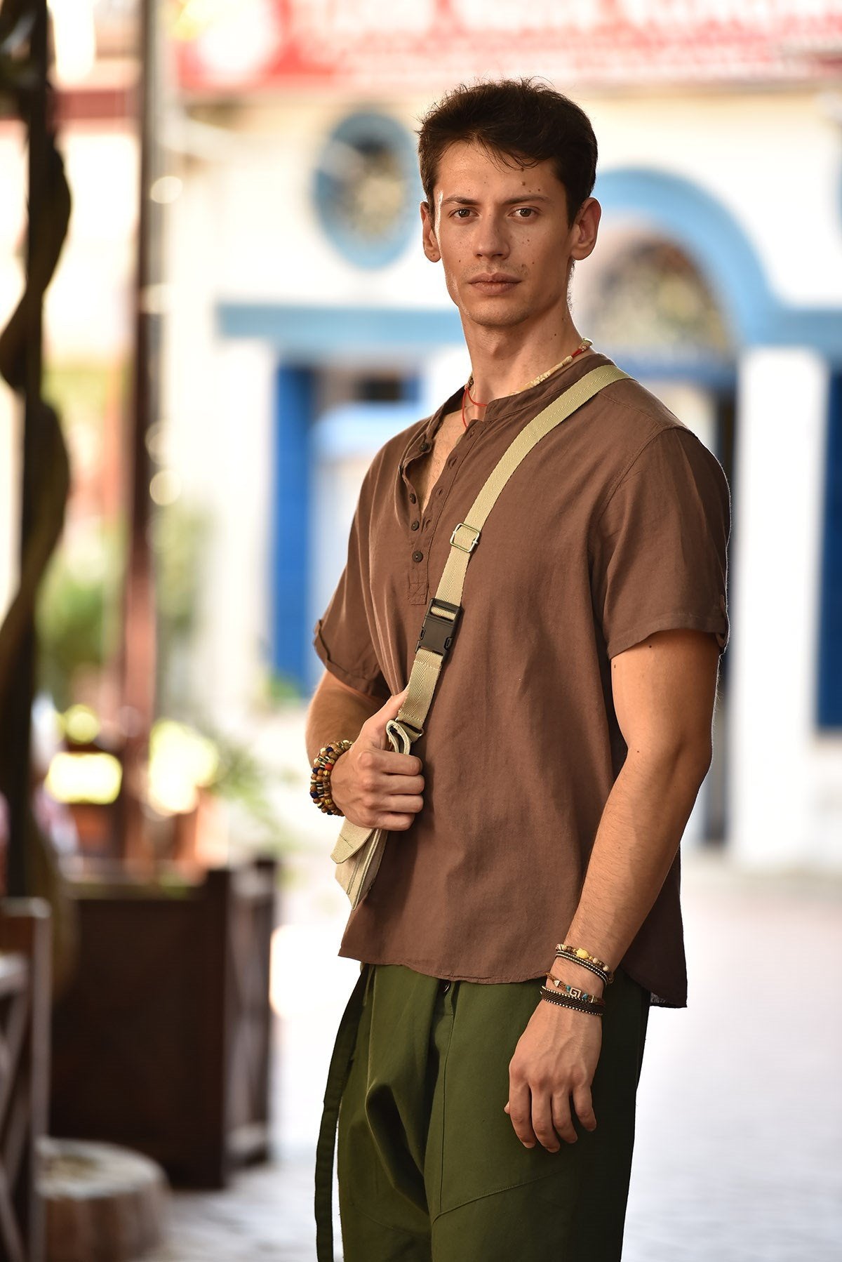 Brown Buttoned Short-Sleeved Mandarin Collar Men's Shirt