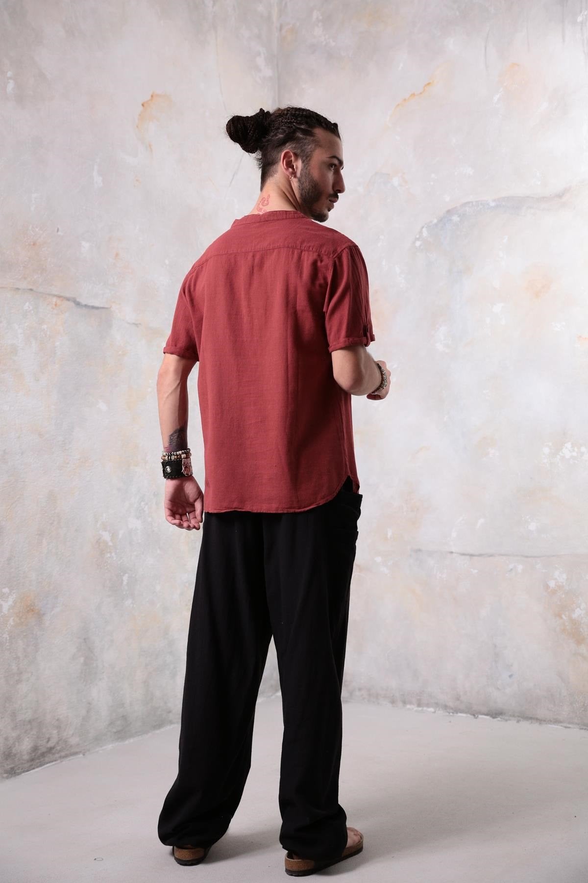 Brick Red Buttoned Short-Sleeved Mandarin Collar Men's Shirt