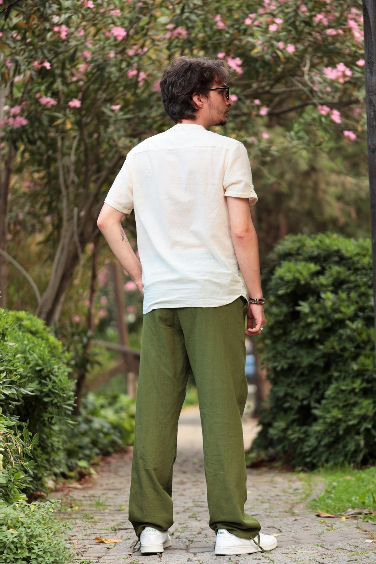 Cream Buttoned Short-Sleeved Mandarin Collar Men's Shirt