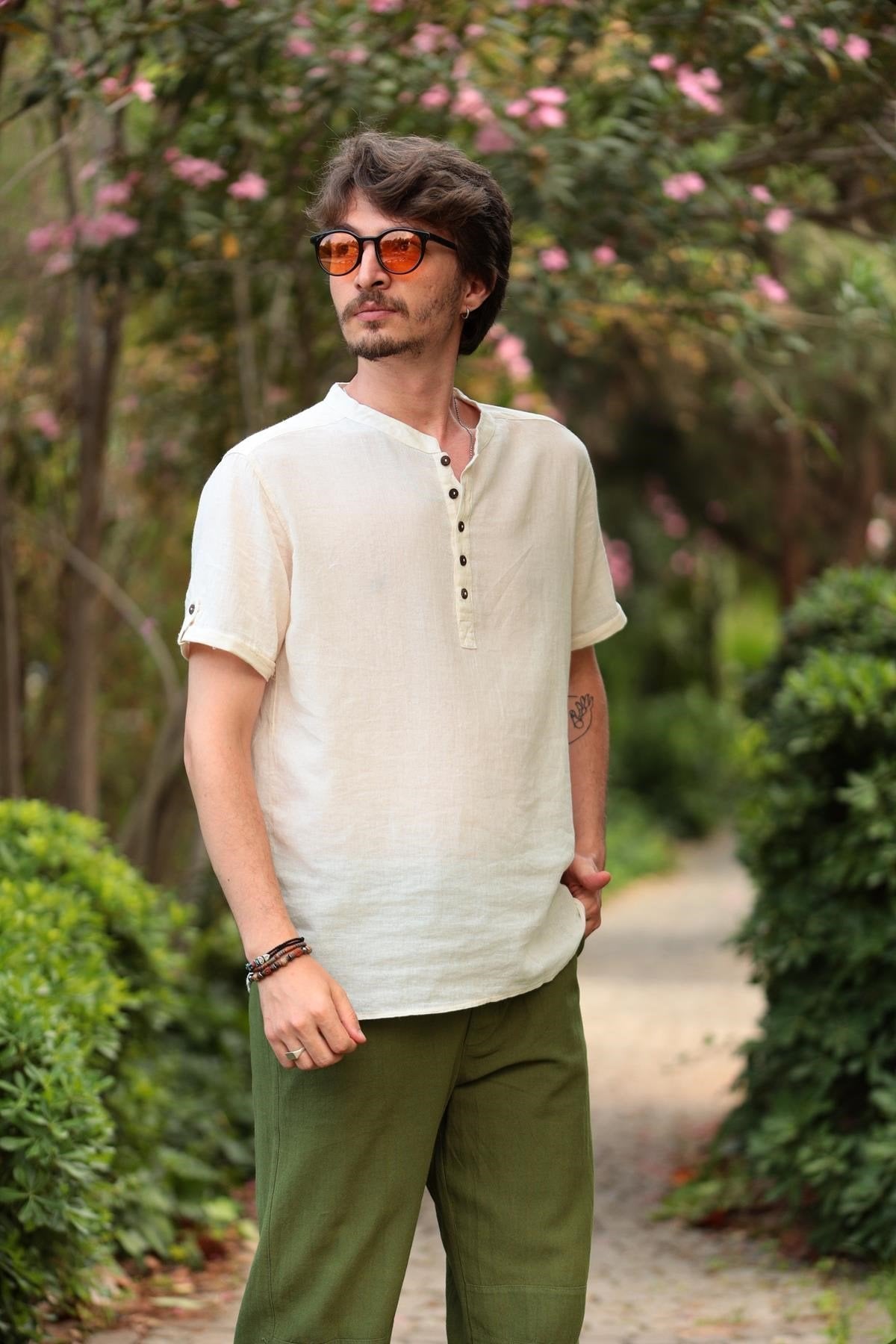 Cream Buttoned Short-Sleeved Mandarin Collar Men's Shirt