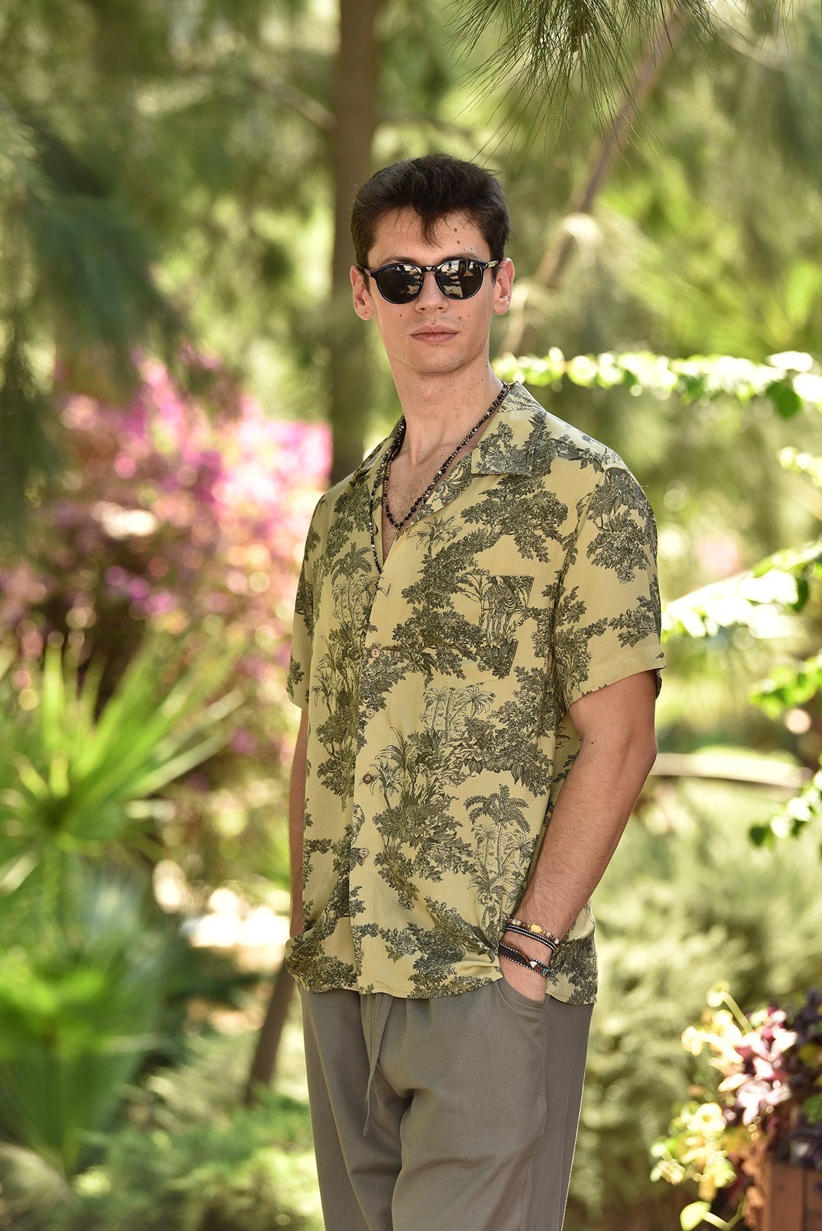 Leon Pattern Single Pocket Shirt