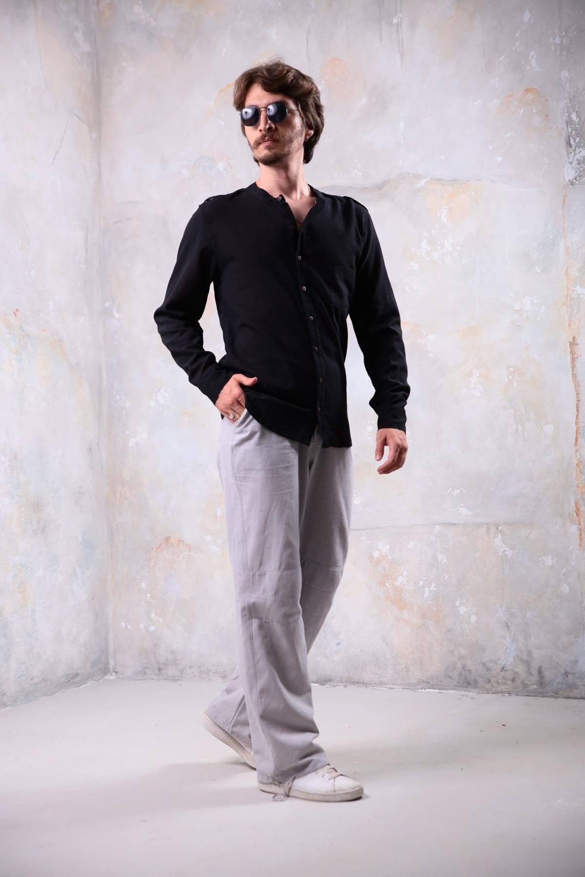 Black Mandarin Collar Non-woven Shirt