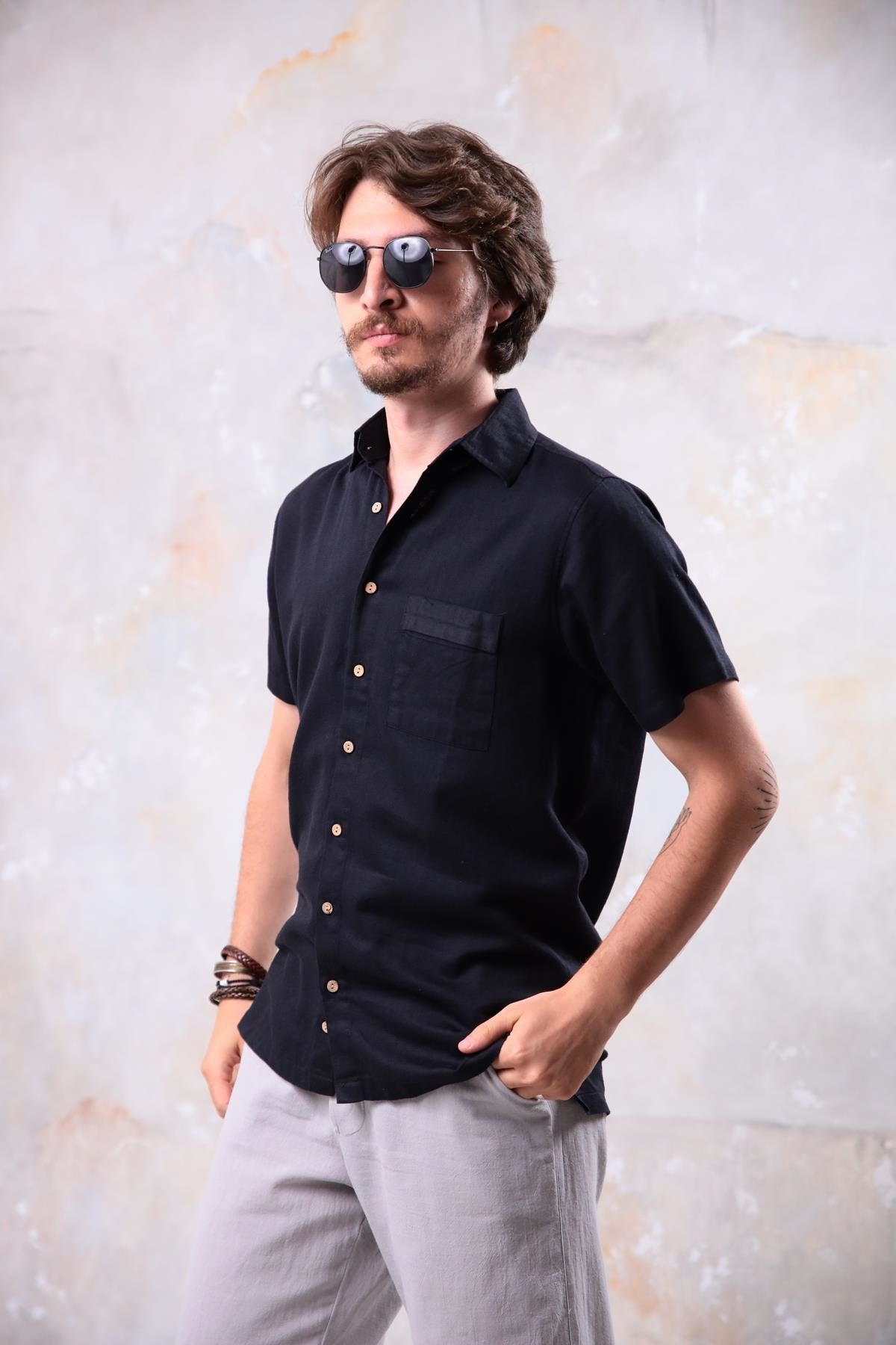 Black Relaxed Fit Short-Sleeve Men's Shirt