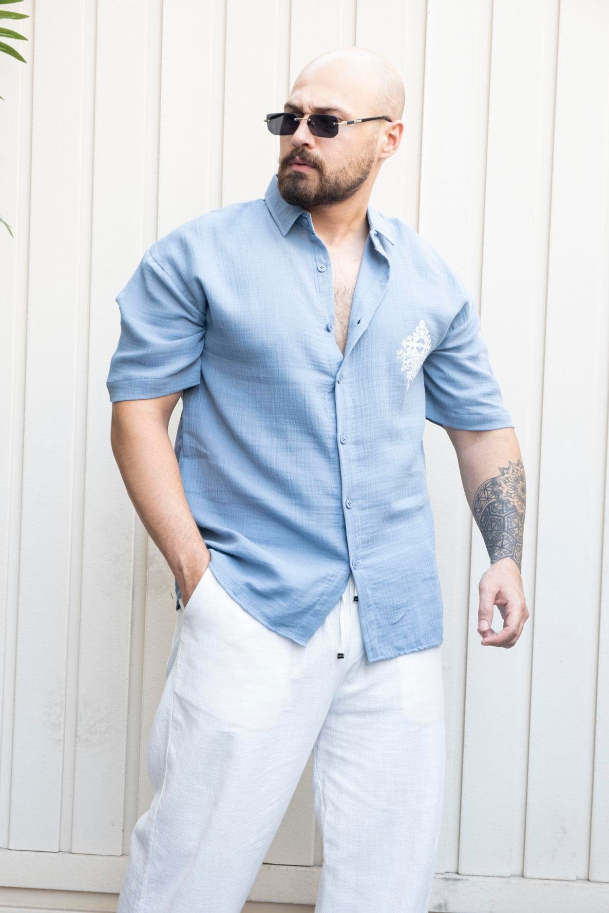Contemporary Short-Sleeved Relaxed Fit Shirt