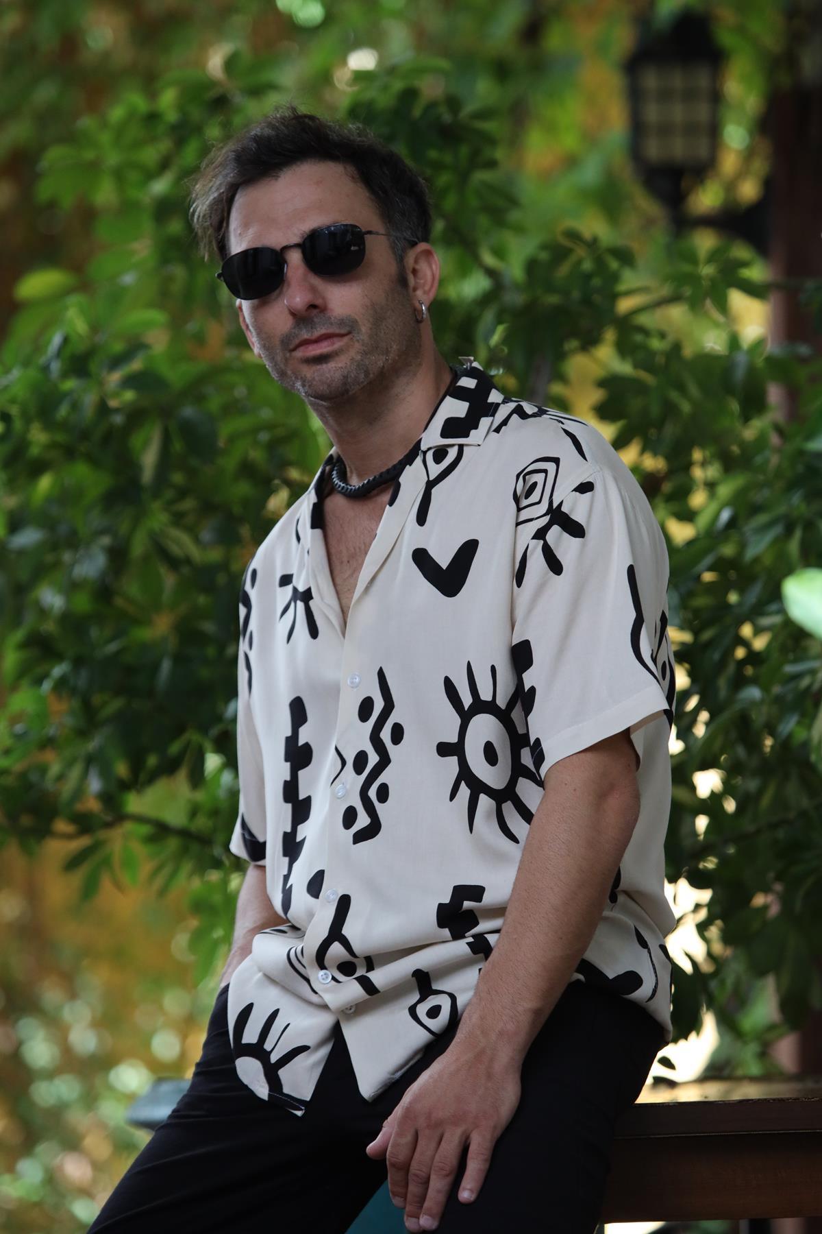 Cream Color Patterned Short Sleeve Men's Shirt