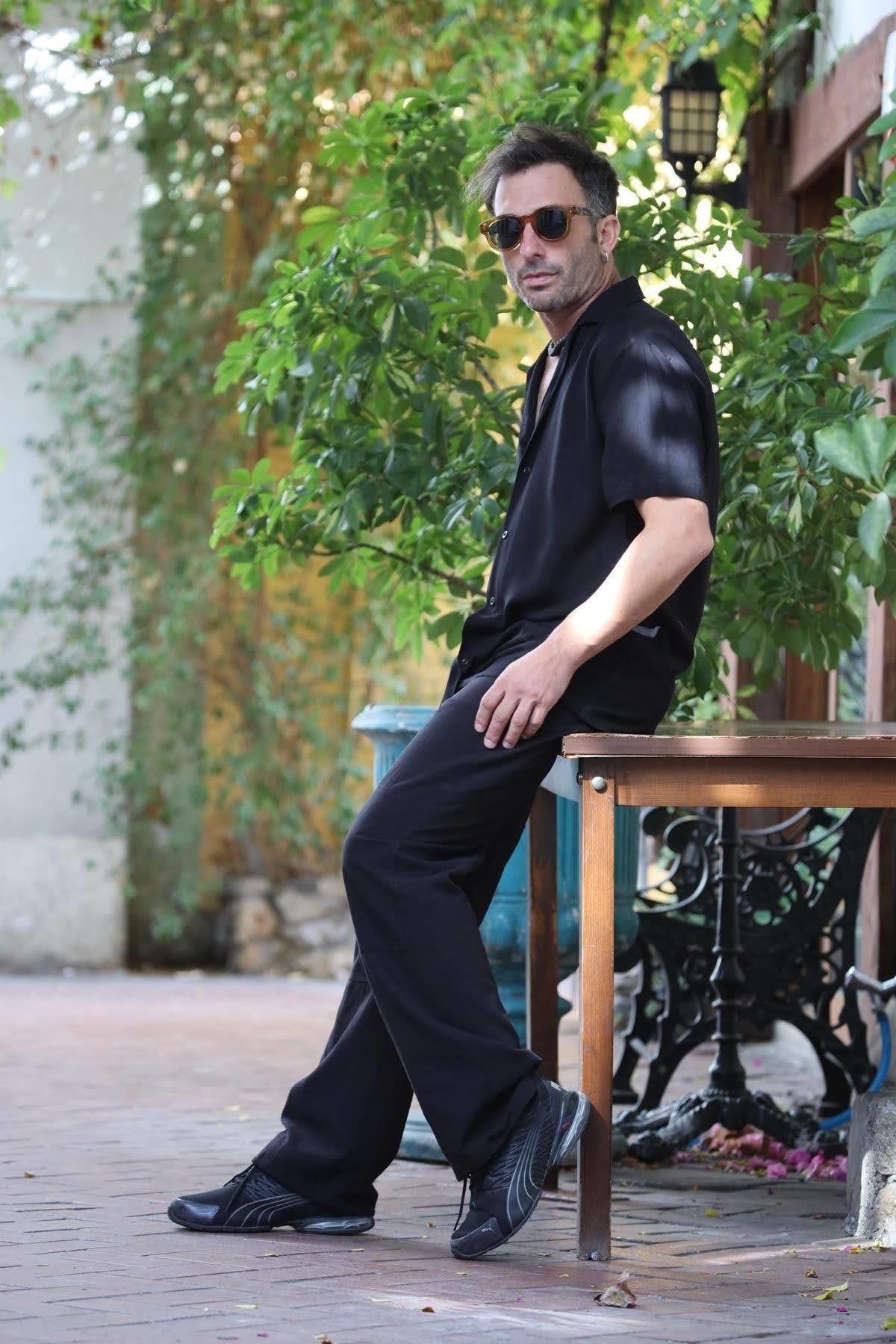 Black Short Sleeve Men's Shirt